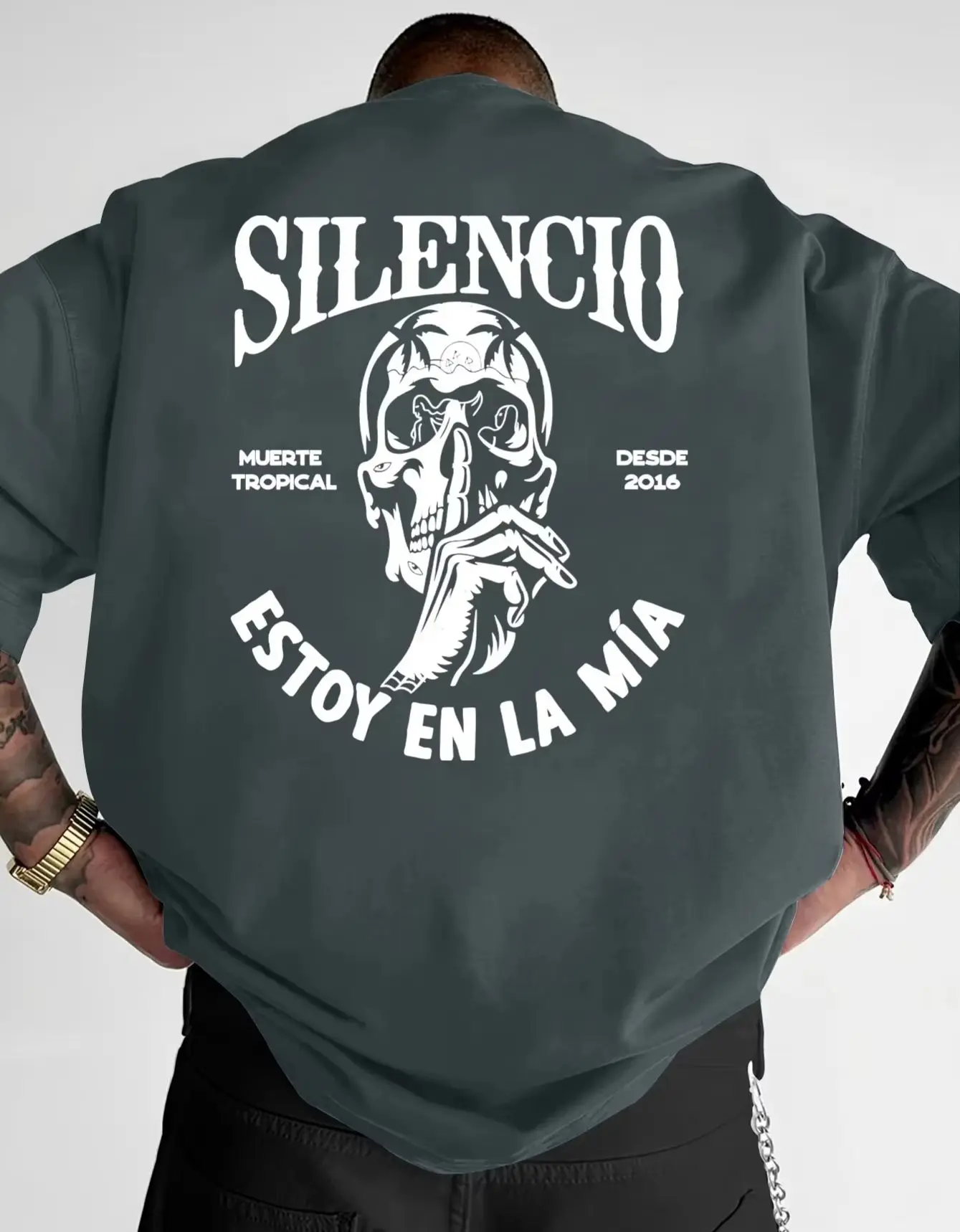 Camiseta esportiva casual masculina de verão, 100% algodão puro, estilo urbano moderno, gola redonda, confortável e respirável, manga curta.