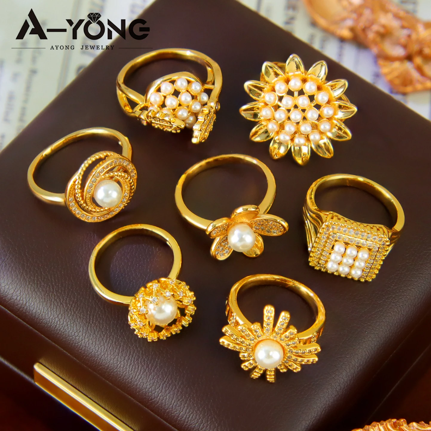 

Italian Vintage Pearls Cocktail Rings 21k Gold Plated Geometric Fashion Engagement Ring Dubai Women Classic Party Jewelry