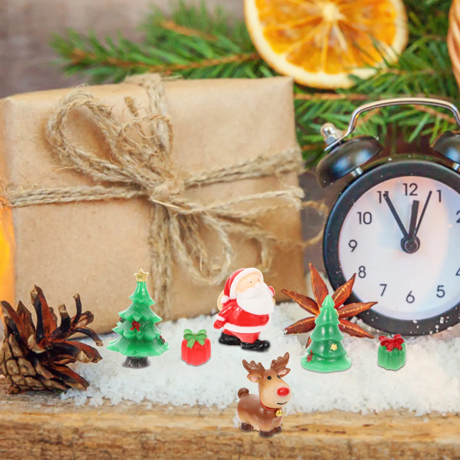 

27Pcs Resin Christmas Ornaments Set Miniature Xmas Micro Landscape Decor for Fairy Garden Dollhouse Desktop Home Coffee Shop