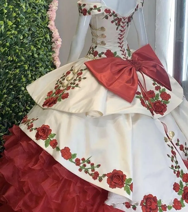 Red White Charro Quinceanera Dresses Ball Gown Off The Shoulder Appliques Ruffles Puffy Mexican Sweet 16 Dresses 15 Anos