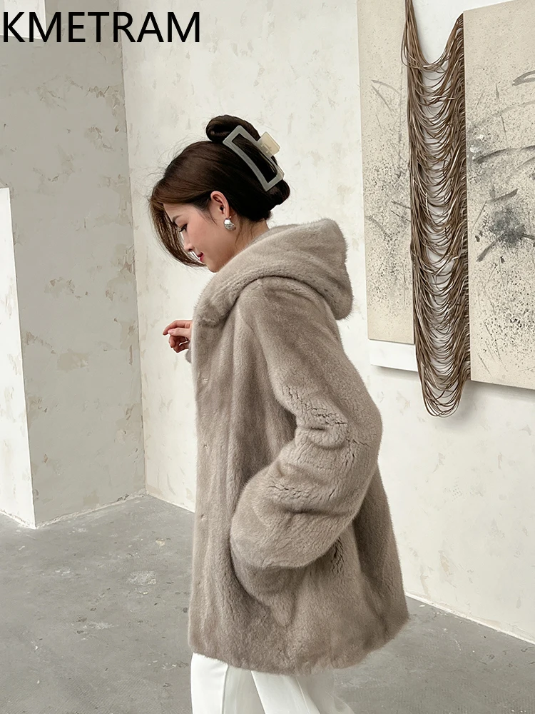 سترة KMETRAM من فرو المنك المخملي ذو العلامة الأرجوانية الطبيعية للنساء معطف فرو حقيقي متوسط الطول مع غطاء محرك السيارة ملابس شتوية 2025 شوروبا