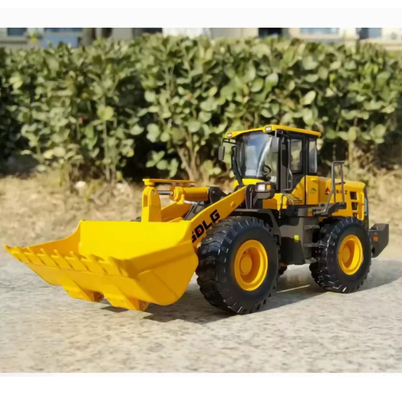 

Diecast Alloy 1:35 Scale SDLG L955F Engineering Vehicle Loader Shovel Car Model Adult Toys Classic Souvenir Gifts Static Display