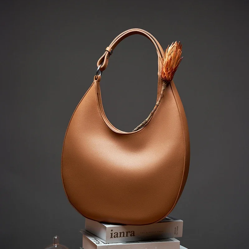 

New niche design irregular crescent shaped bag semi-circular bag single shoulder underarm women's bag leather crossbody tote bag