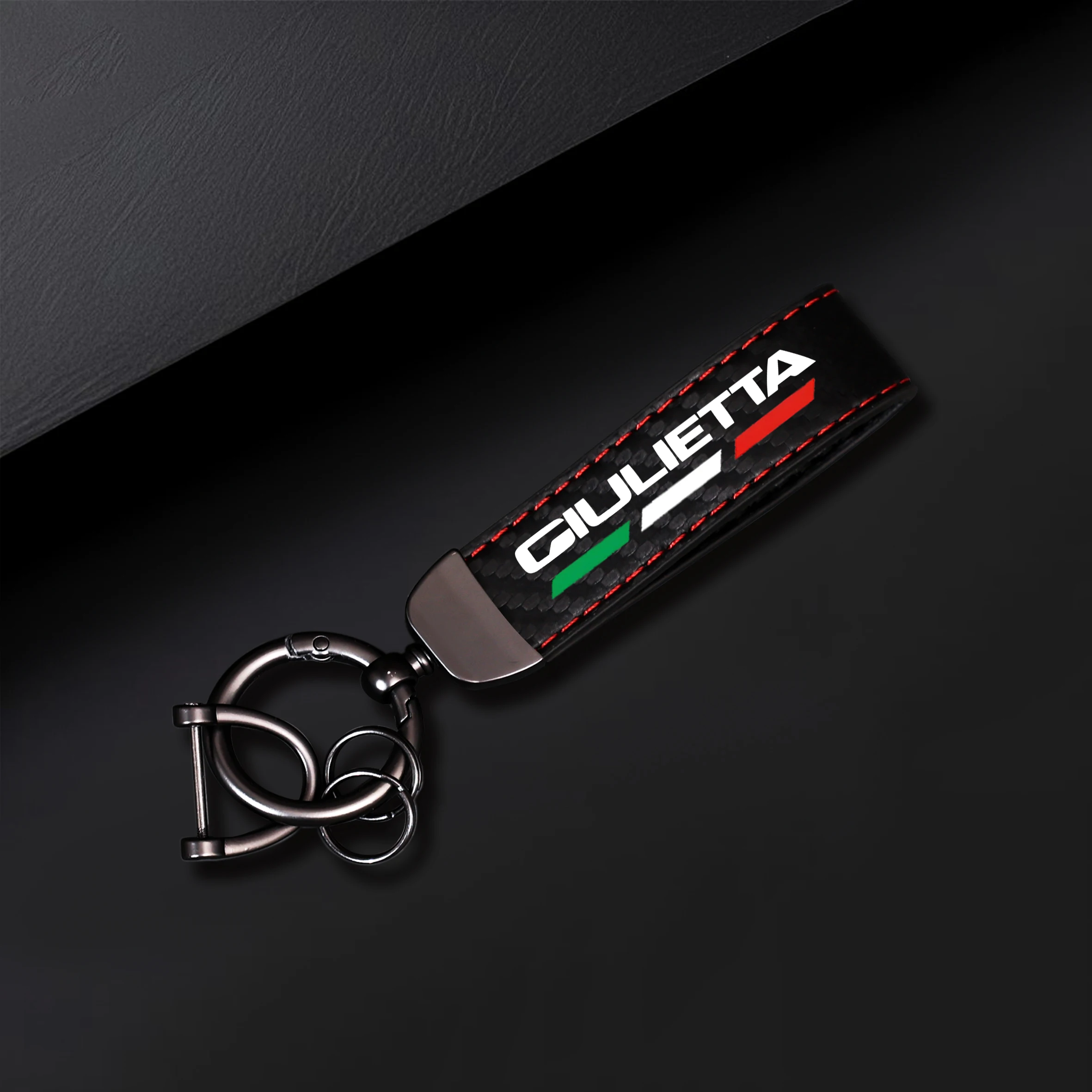2pcs Giulietta pattern keychains, equipped with small screwdrivers for easy installation of horseshoe buckles, suitable for dail