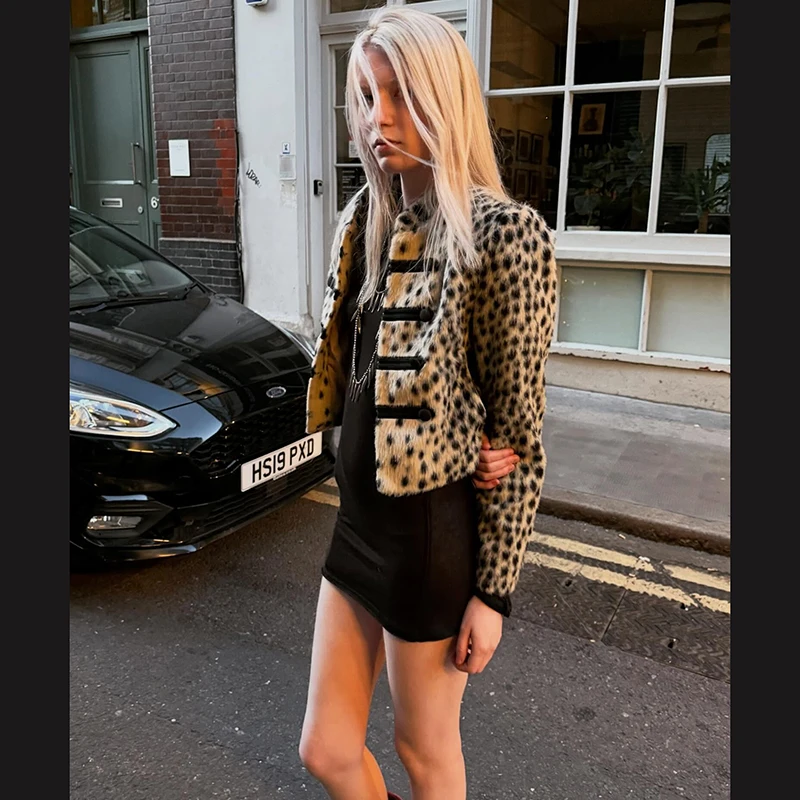 Retro Y2k Women Leopard Fleece Cropped Coat Stand Neck Oriental Frog Fastener Long Sleeve Fuzzy Fur Short Jacket Date Streetwear
