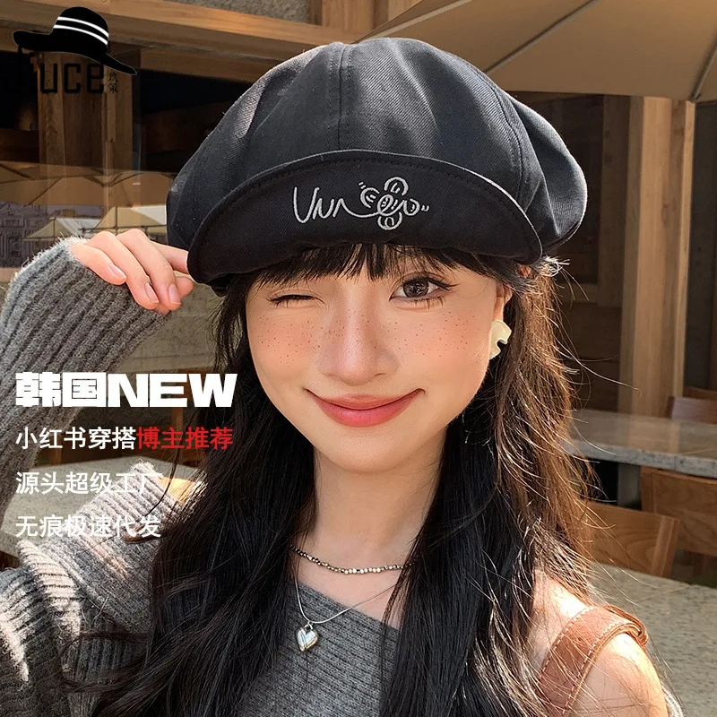 

Embroidered Cloud Octagonal Hat For Girls Cute And Age Reducing Baby Hat Autumn New Versatile Beret Boina Hat Cute 4m892