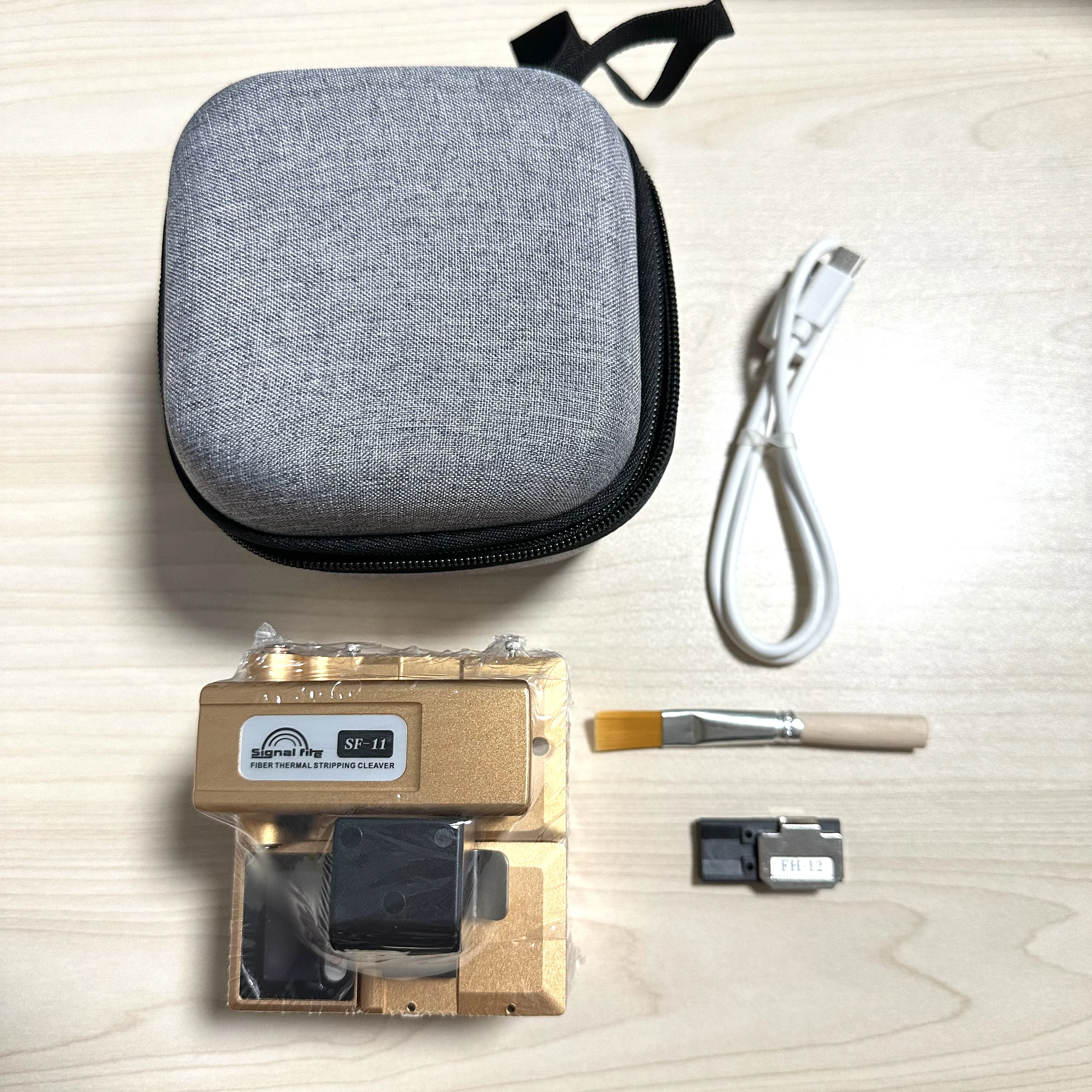 Signal Fire SF-11 4in1 Fiber Cleaver Thermal Stripper Heated Optical High Precision Multi-Core Ribbon Bundle Cable Cutter 0.6°
