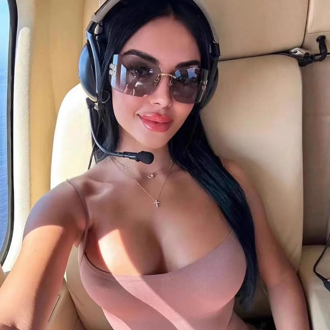 نظارات شمسية معدنية منحنية بدون إطار مع نمط فتاة Y2k ميلينيوم الساخن المخصص، نظارات شمسية عصرية للتصوير الفوتوغرافي في الشوارع