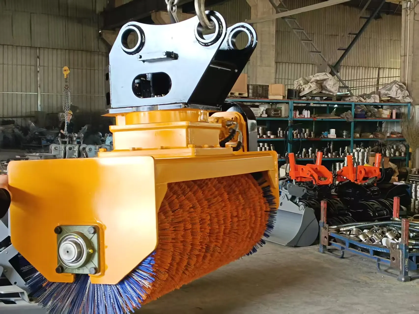 Shandong SLN Excavator Sweeping Brush Attachment For 5-7.5 Ton Machines Durable Rotating Broom Head 1 Year Warranty
