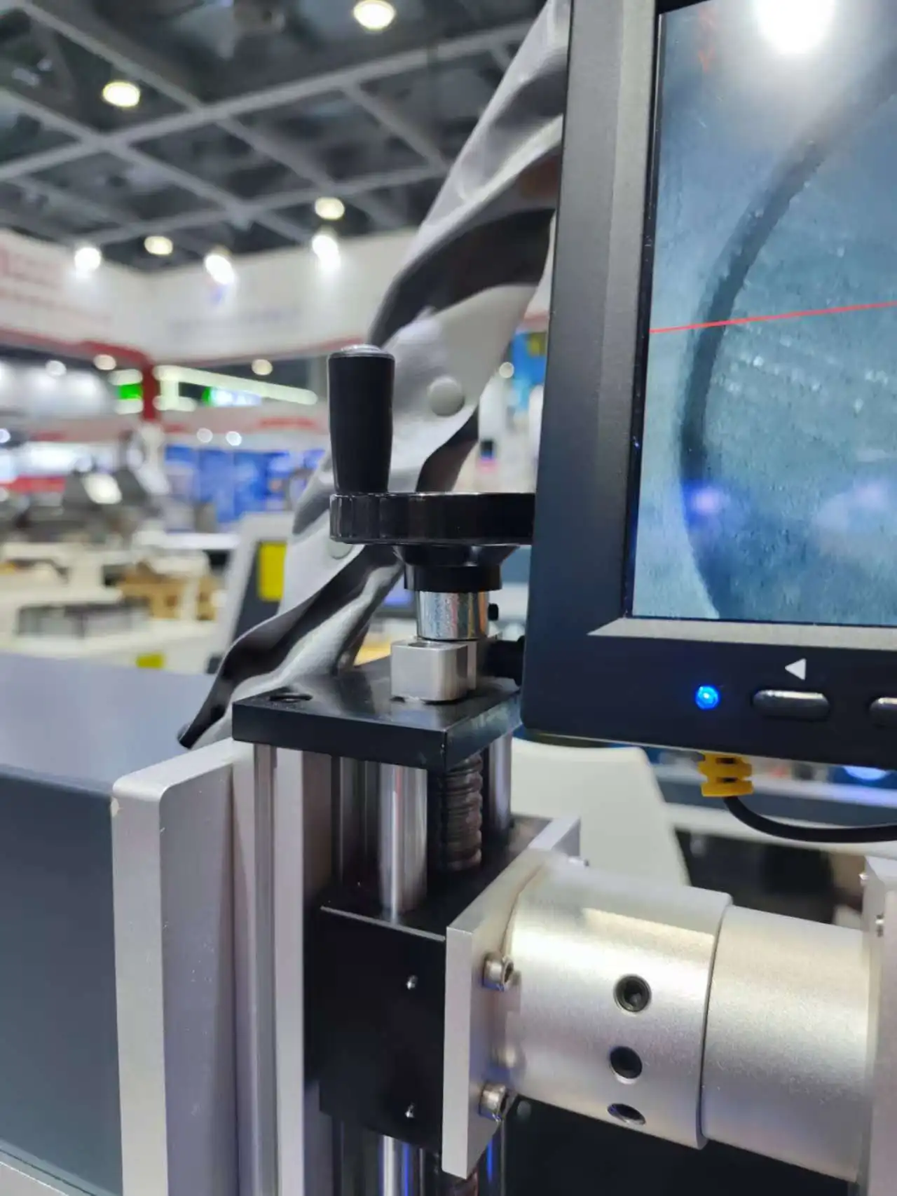 2025 آلة لحام ألياف الألومنيوم بالليزر السميكة #4