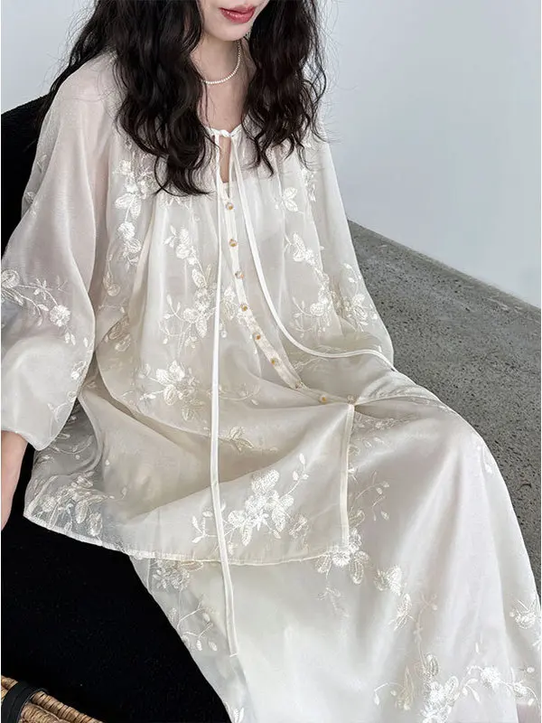 

Women's Embroidered irt And f Skirt Set Long Sve V-Ne Casual Sportswear Two-Piece Set Polyester Fabric