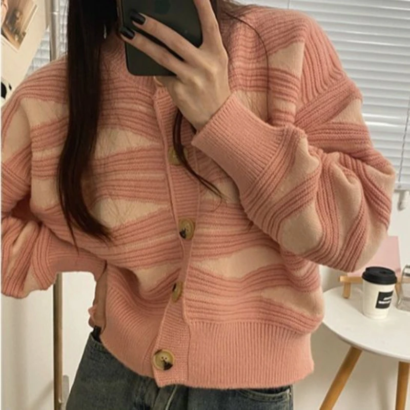 2024 Autumn Winter New Women Fashion Korean Style Wave Stripe Knit Cardigan with Unique Design Elegant Loose Fit Sweater