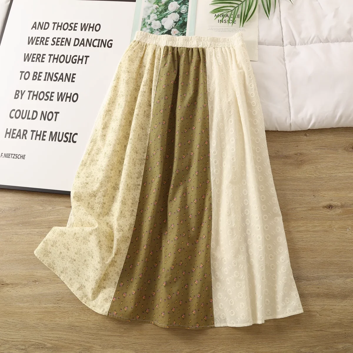 2025 Mori kei faldas largas de retales con estampado de cintura elástica a la moda para mujer estilo rústico 100% faldas midi acampanadas de algodón