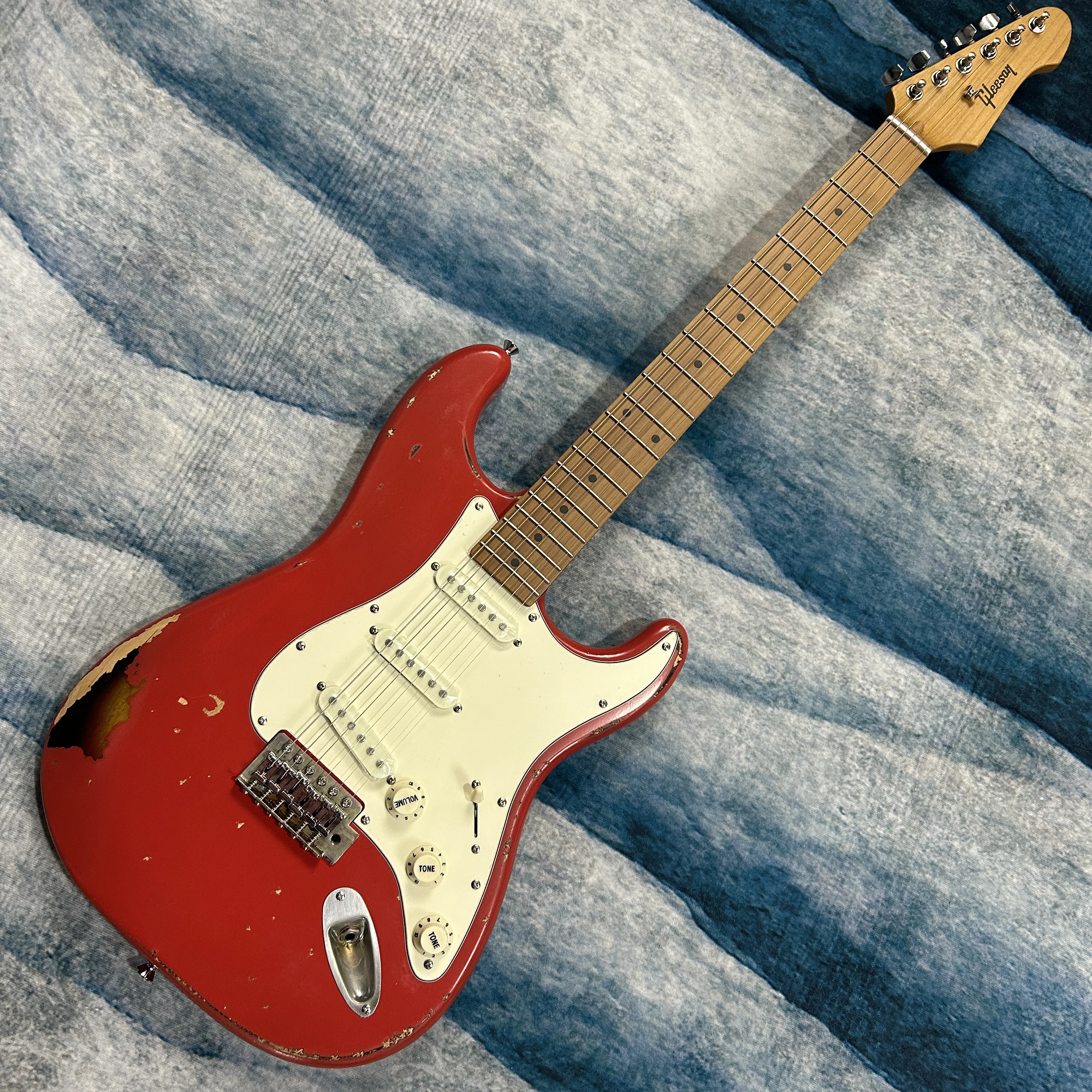 

Горячая распродажа: Электрогитара Gleeson Aged в стиле ретро, красная с винтажным солнечным переливом, корпус из ольхи, гриф из клёна