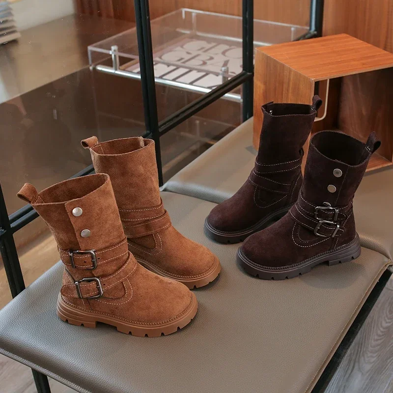 Kleinkind-Mädchen-Stiefeletten mit hochgekrempeltem Schaft, Metallschnalle, Nieten und rutschfester, dicker Sohle für den täglichen Gebrauch im Herbst und für Outdoor-Aktivitäten. – Detail 1