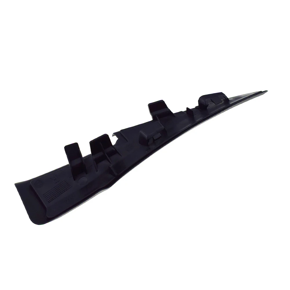Vehicle Maintenance Black Wiper Cowl Cover Wiper Side Cowl Trim Cover Windshield Cowl Panel Stable Characteristics
