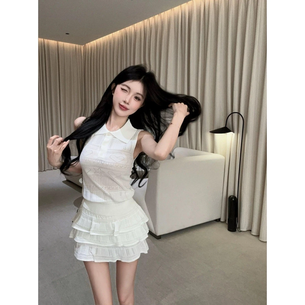 

Летний новый стиль: вязаный комплект из двух предметов для женщин – укороченный топ и многоярусная юбка в стиле «Маленький аромат»