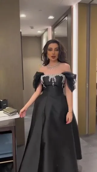 

Verngo Black Dubai Arabic Women Evening Dresses Off the Shoulder Crystal Formal Party Prom Gowns Occasion Abendkleider 2023