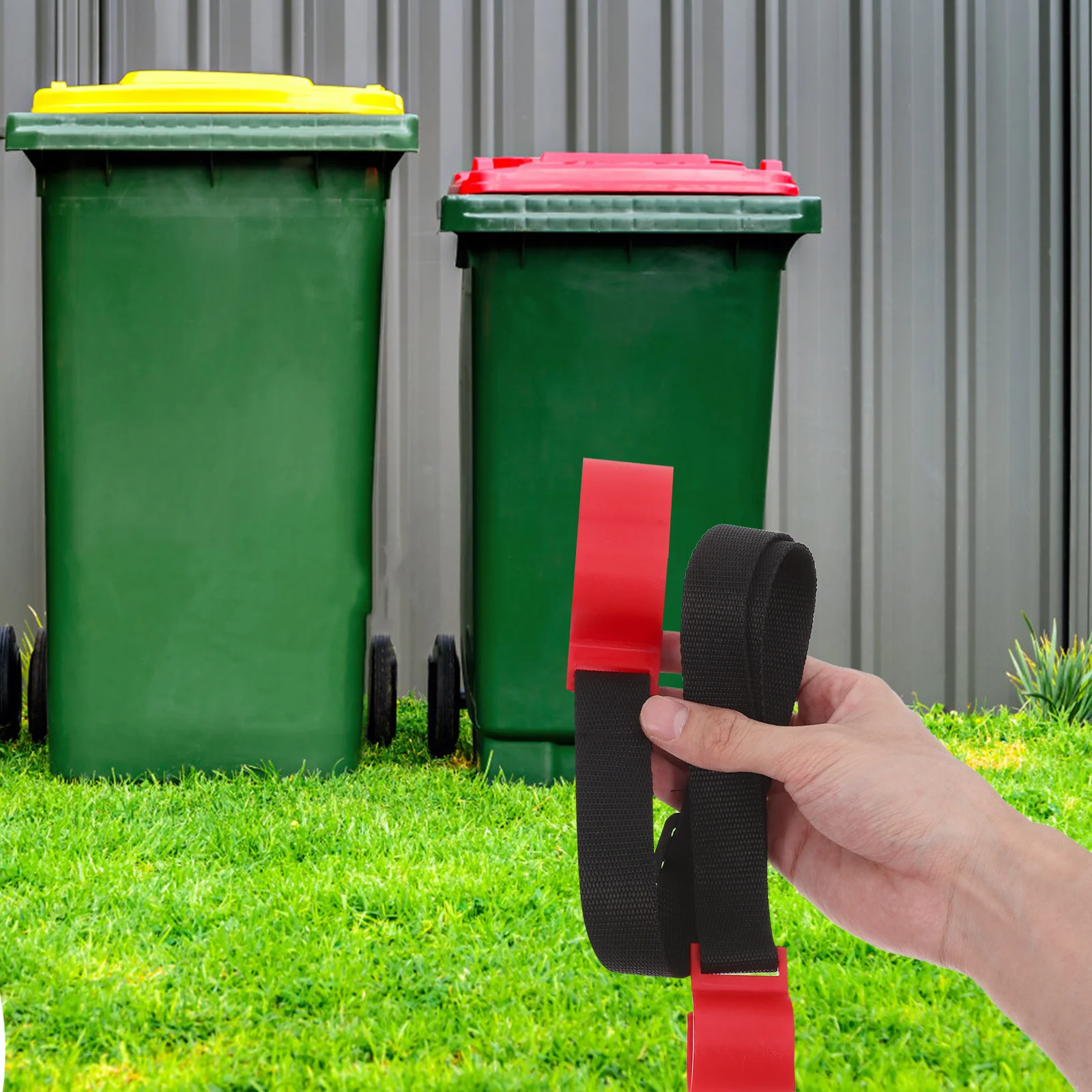 

Garbage Can Lid Lock with Bungee Cord Strong Nylon Strap for Trash Bin Outdoor Animal Resistant Trashcan Lock for Animals