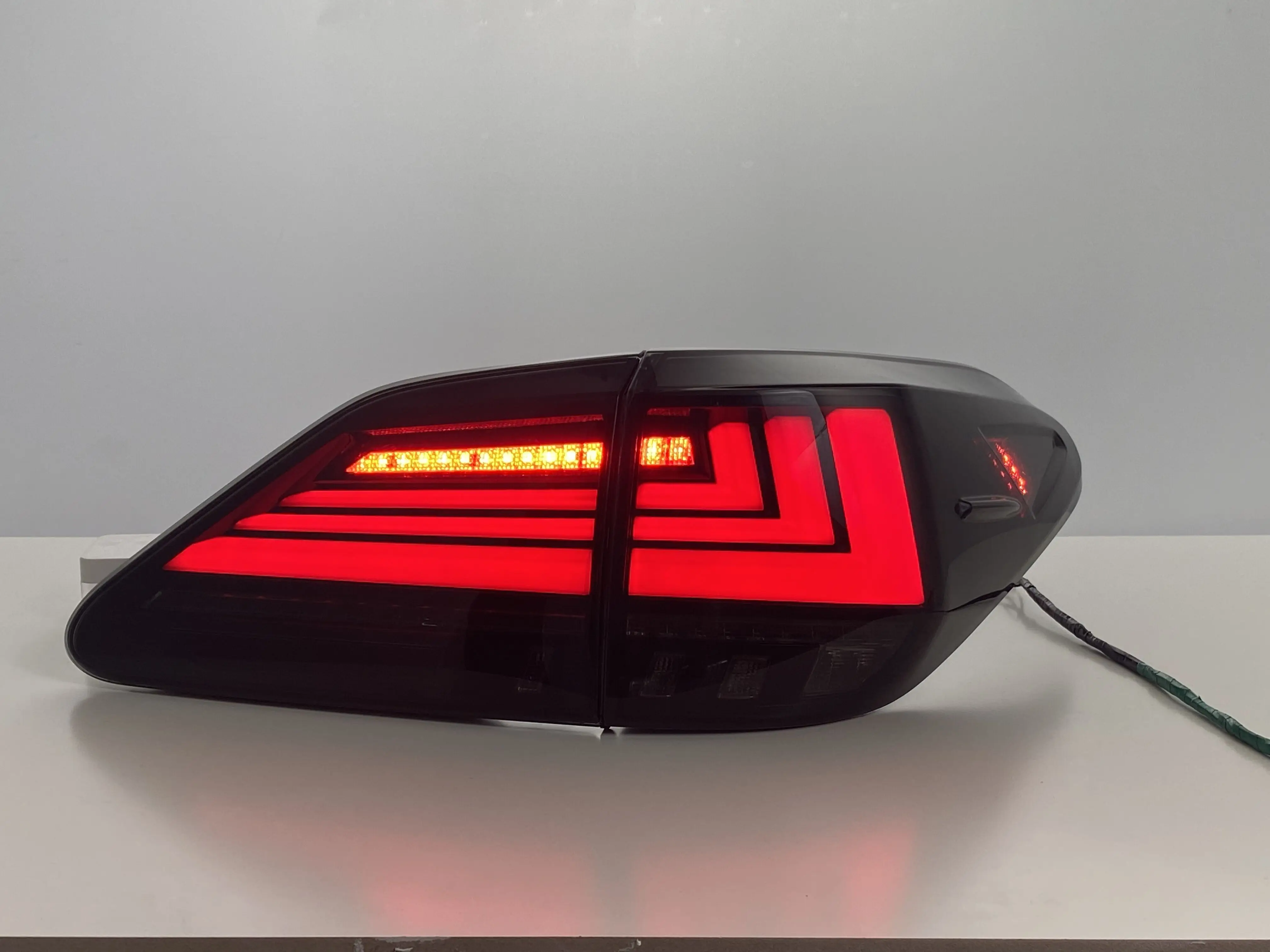 LED Rear Light For Lexus RX350 Rx270 RX450H 2009-2014 ZW