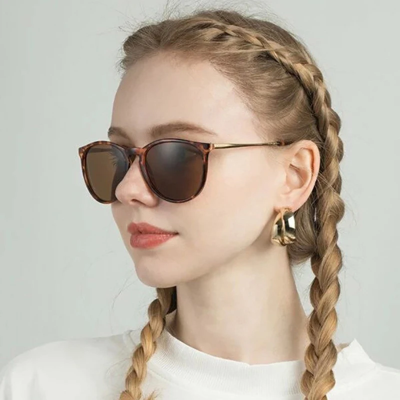Beliebte Metallrahmen Vintage Sonnenbrille Frauen Männer Runde Sonnenbrille Brillen für Männlich Weiblich Reflektierende Film Sonnenbrille ﻿