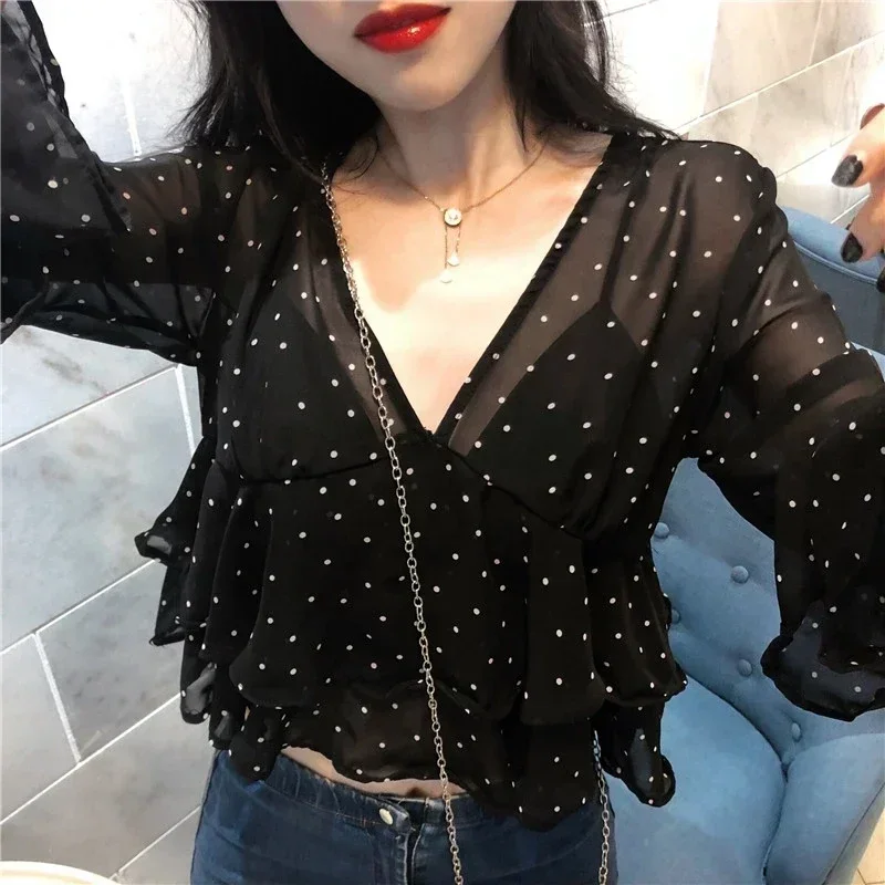 Frühling Sommer neue Süße Langarm Rüschen Bluse frauen Kleidung Lose Stilvolle Falten Koreanische Alle-spiel Polka Dot chiffon Hemd