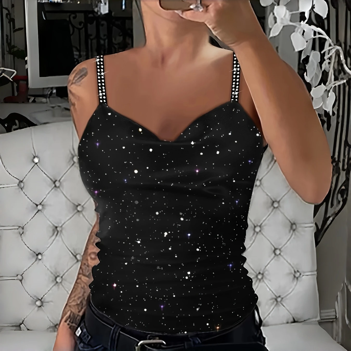 

Women's Fashion Camisole Glitter Rhinestone V-Neck Camis Tops Strap Vest Fashion Sexy Nightclub Party Camis Top