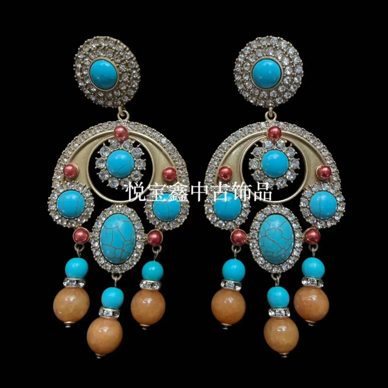 Retro Imitation Turquoise Opal Heavy Industry stud Earrings Old Gold Relief Diamond Versatile Earrings for Women