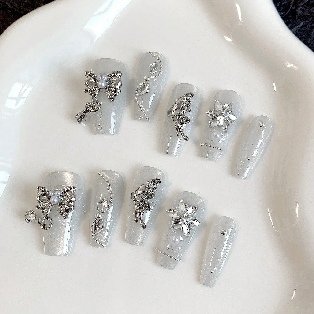 10pcs pure handmade coffin shaped nail art, fake nail art, transparent crystal butterfly nail art, suitable for women's use
