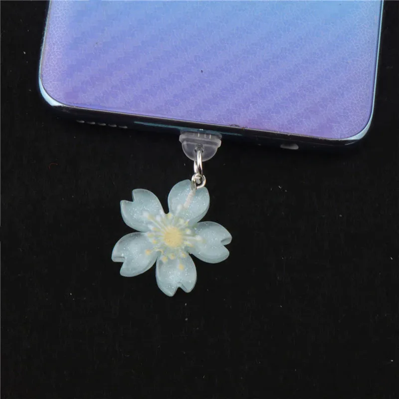 Resin Sakura Phone Dust Plug Charm Kawai Charge Port Plug For iPhone Anti Dust Cap Cute Type C Dust Protection Stopper Pendant