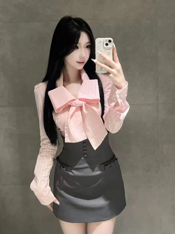 

Blue Striped Shirt And High Waist Short Skirt Two Piece Set Women's Fashion Spring Collection V Neck Long Sleeve Sweet And Sp...