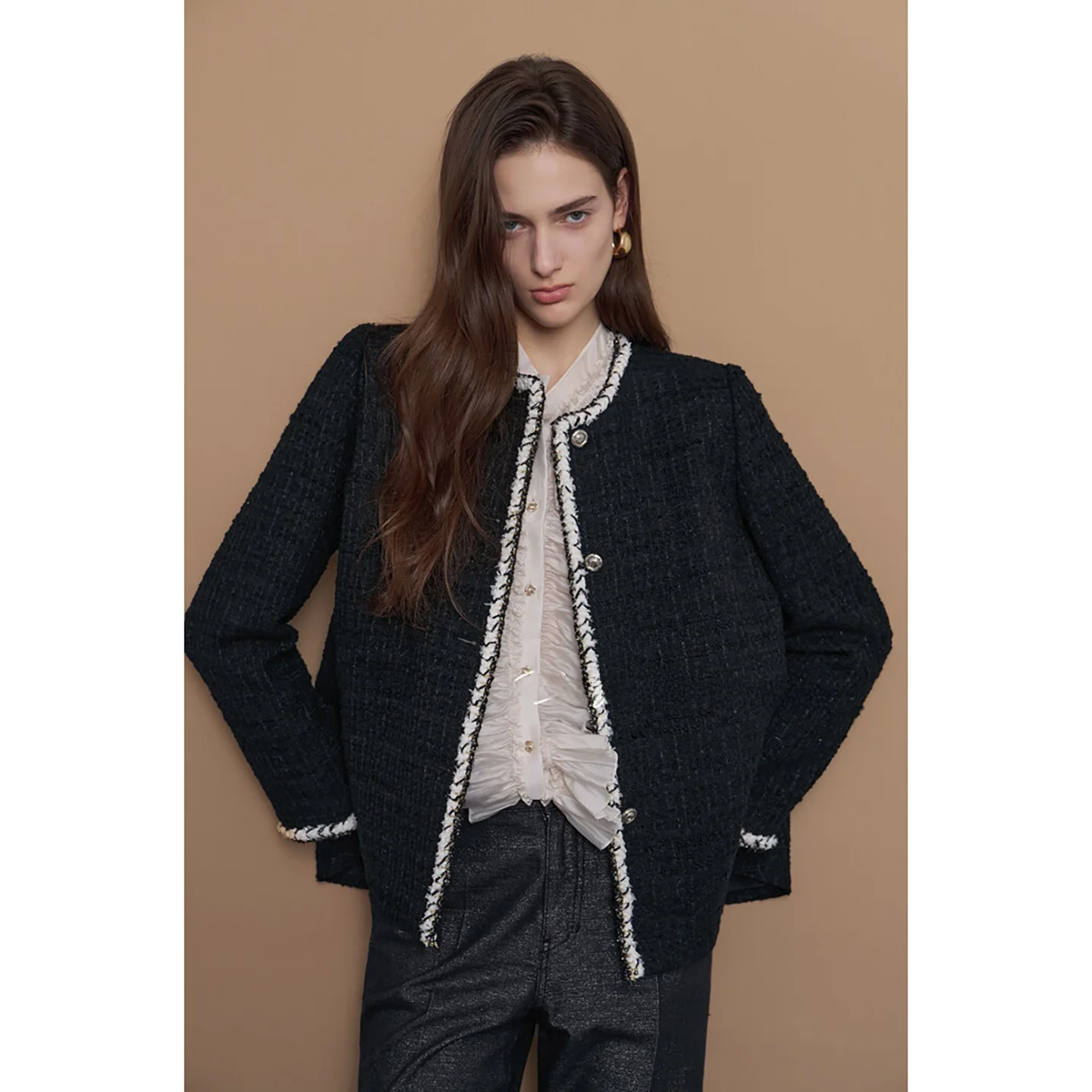 

Корейское модное пальто с круглым вырезом, цветными блоками, эффектом стройности, на пуговицах, с длинными рукавами, офисное, элегантное.