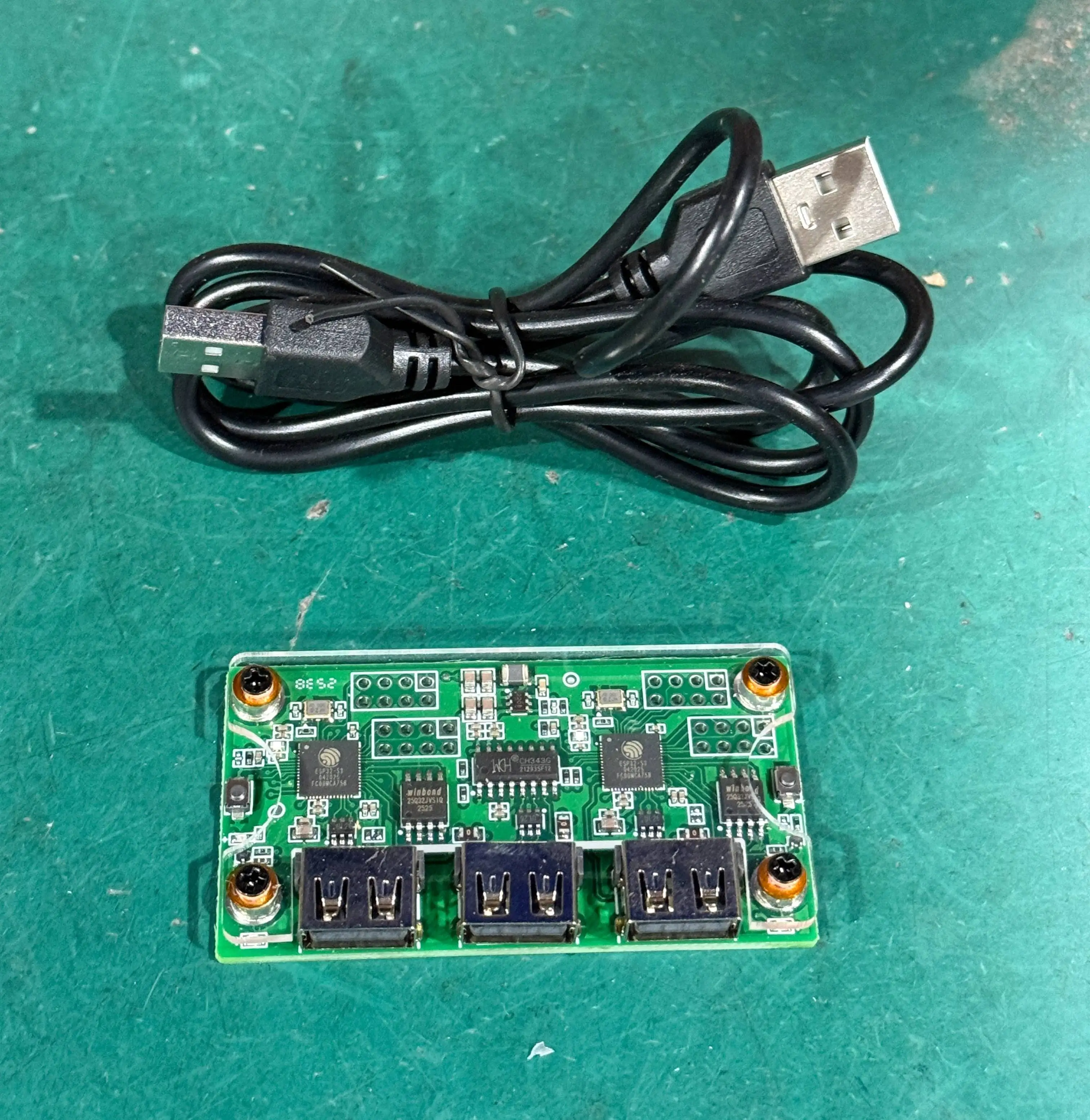 MAKCU Key&Mouse Box Arduino Development Boards ESP32-S3 With Shell And Cable Not original