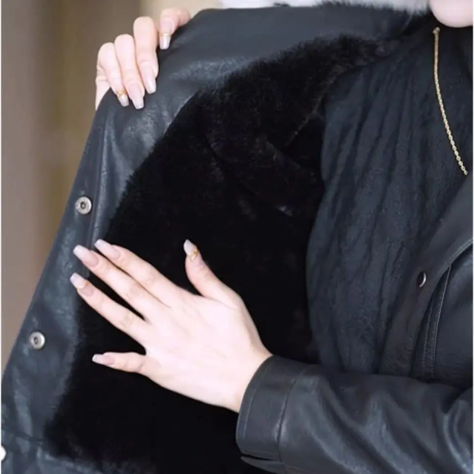 冬用厚手レディースレザージャケット 暖かくておしゃれな裏地付きPUレザーコート 中年女性向け