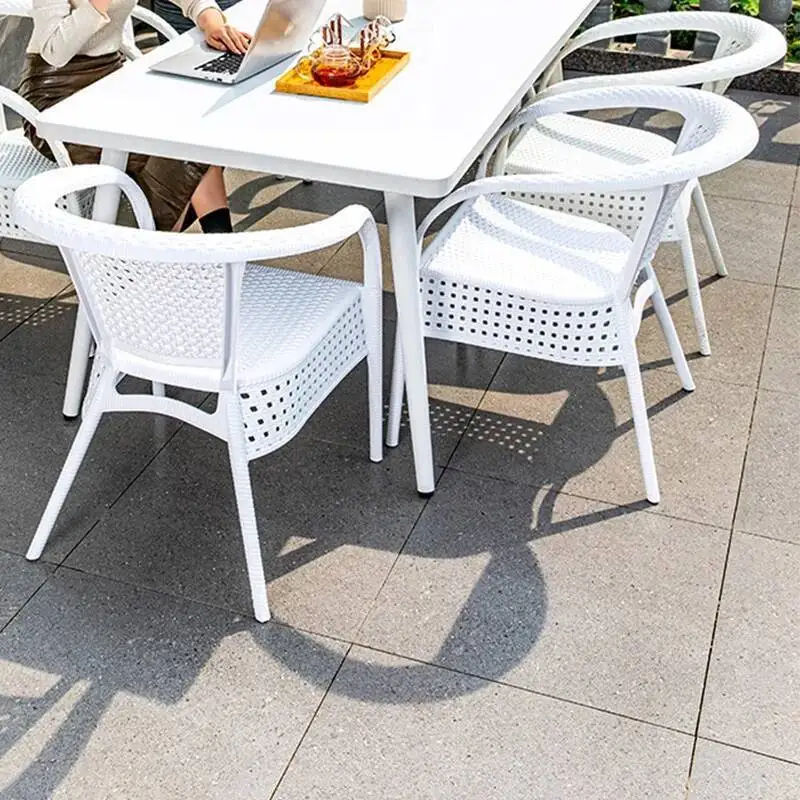 كرسي الروطان فناء طاولات خارجية حديقة فاخرة الحد الأدنى الحديثة طاولات خارجية كرسي الفناء الخلفي Tuinmeubelsets الأثاث