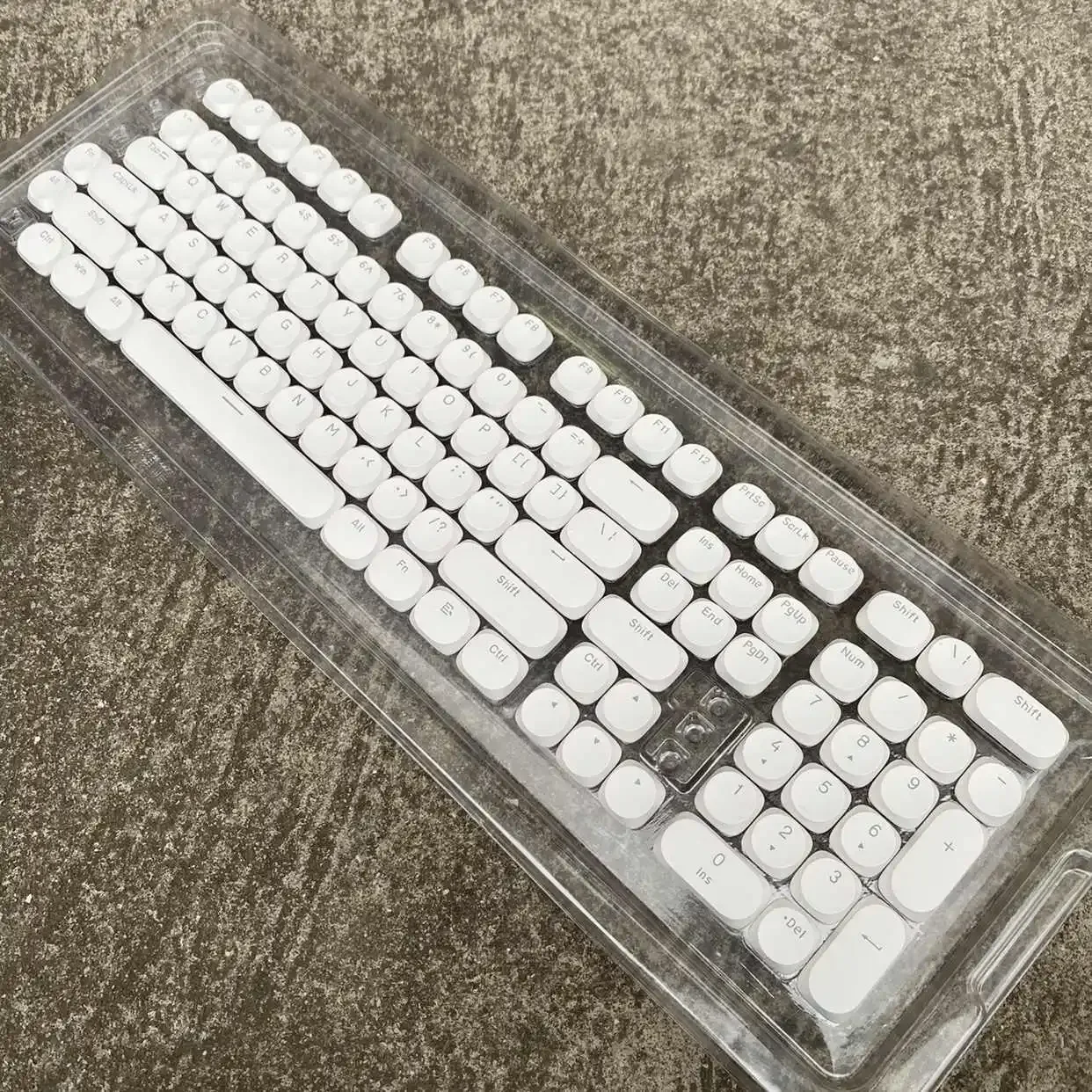 112 Keys Low Profile Keycaps 6MM Low Profile Keycap Translucent ABS MX Switches Keycaps for 60/68/75/84/87 Mechanical Keyboard