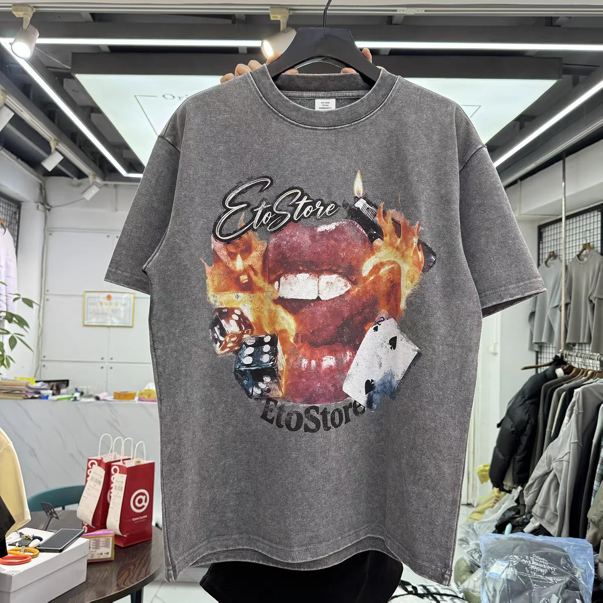 Retro Flame Red Lips Printed Short Sleeve T-shirt Men Women Summer Style T Shirt Tee