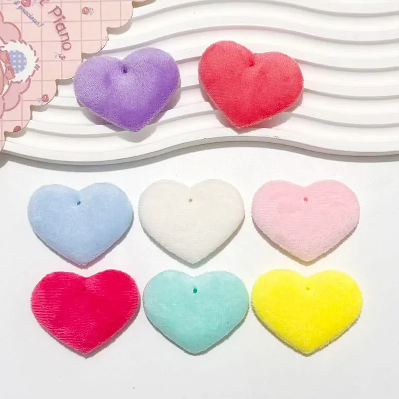 50 Stück 3,8x4,5cm Doppelseitige Filz-Herzen mit Loch für DIY-Bastelarbeiten - Schals, Handschuhe, Socken, Dekorationszubehör – Detail 4