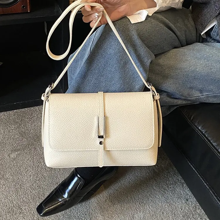 

2026 New Fashion Women's Shoulder Bag High-End Retro Small Square Design Versatile Casual Crossbody Bag