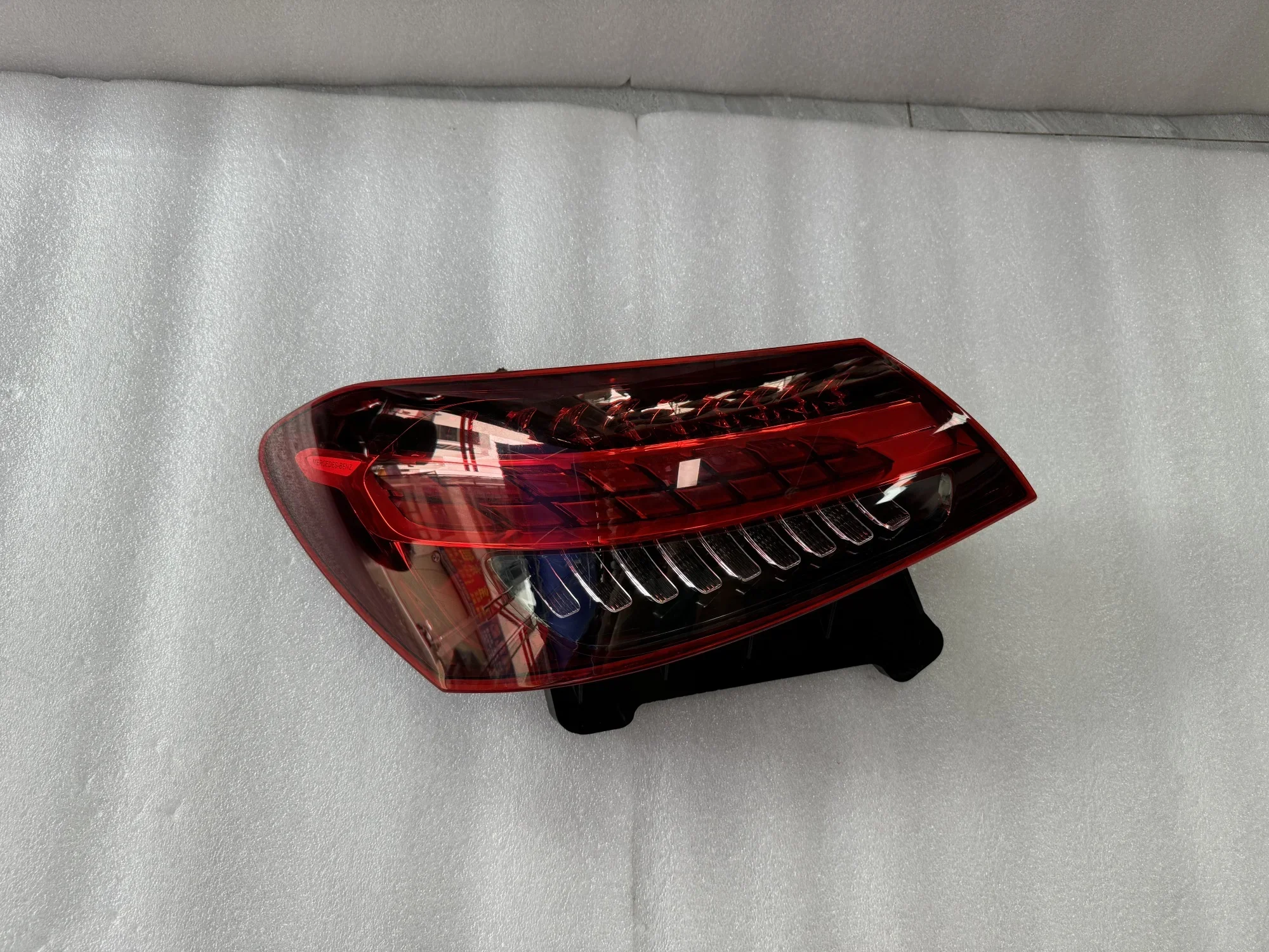 Factory Hot Selling High Quality Taillights Suitable For E-Class W213 LED Combination Taillights 2021 W213 Taillig
