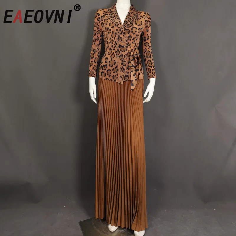 

EAEOVNI Vintage Women Contrast Color Print 2 Piece Set Bandage Blouse + Pleated A Line Long Skirt Elegant 2025 New 1A935