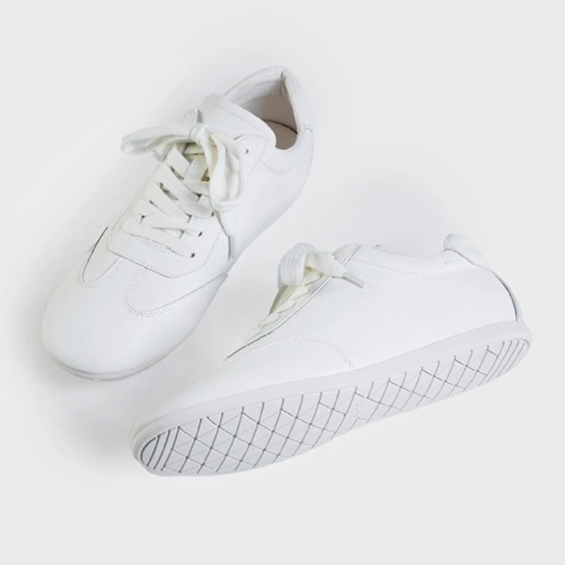 

Concise Casual Sports White Shoes for Women Fashion Lace Up Sewing Designer Shoes Comfortable Anti Slip Soft Soled Derby Shoes