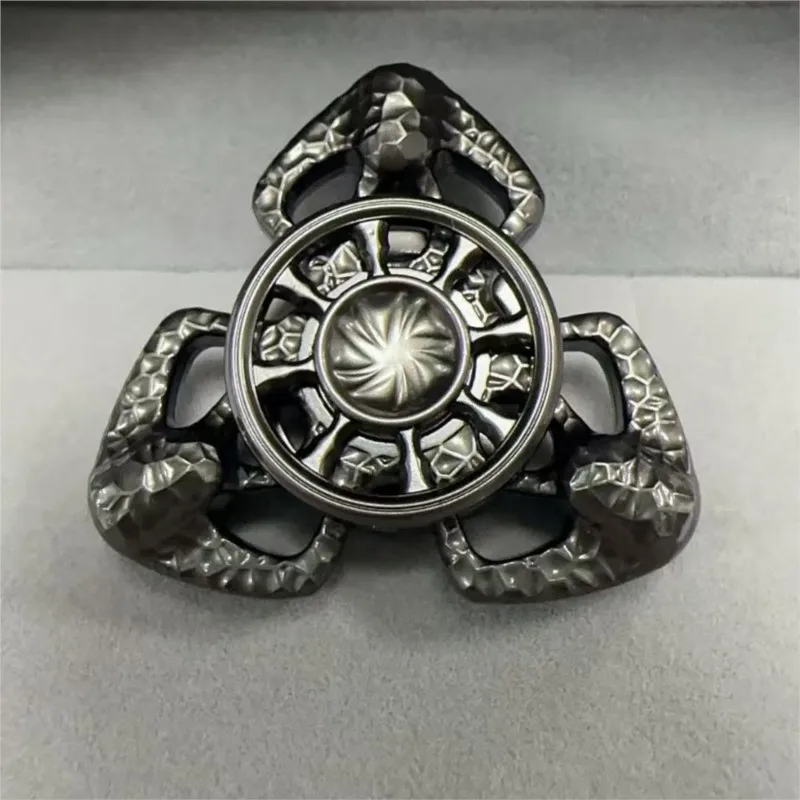 EDC フィジェットスピナー バタフライスピナー フィジェットトイ ストレス解消 大人用 磁気メタルトイ 指スピナー 不安とストレスを軽減