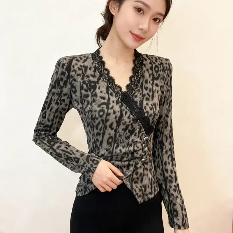 

Black,Korean,Style,T-Shirt,Fashion,Sexy,V-Neck,Patchwork,Lace,Button,Print,Leopard,Women,Tops,Long Sleeve,Irregular,Tees,5111703