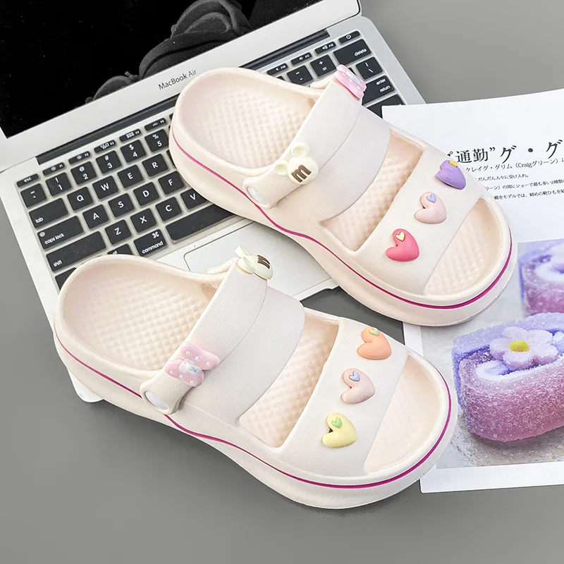 Kobieta Hole Slipper Clogs Love Heart Cute Cloud Sandals Summer Soft Flip Flop Beach Slides Home House Shoe Funny Ladies Female