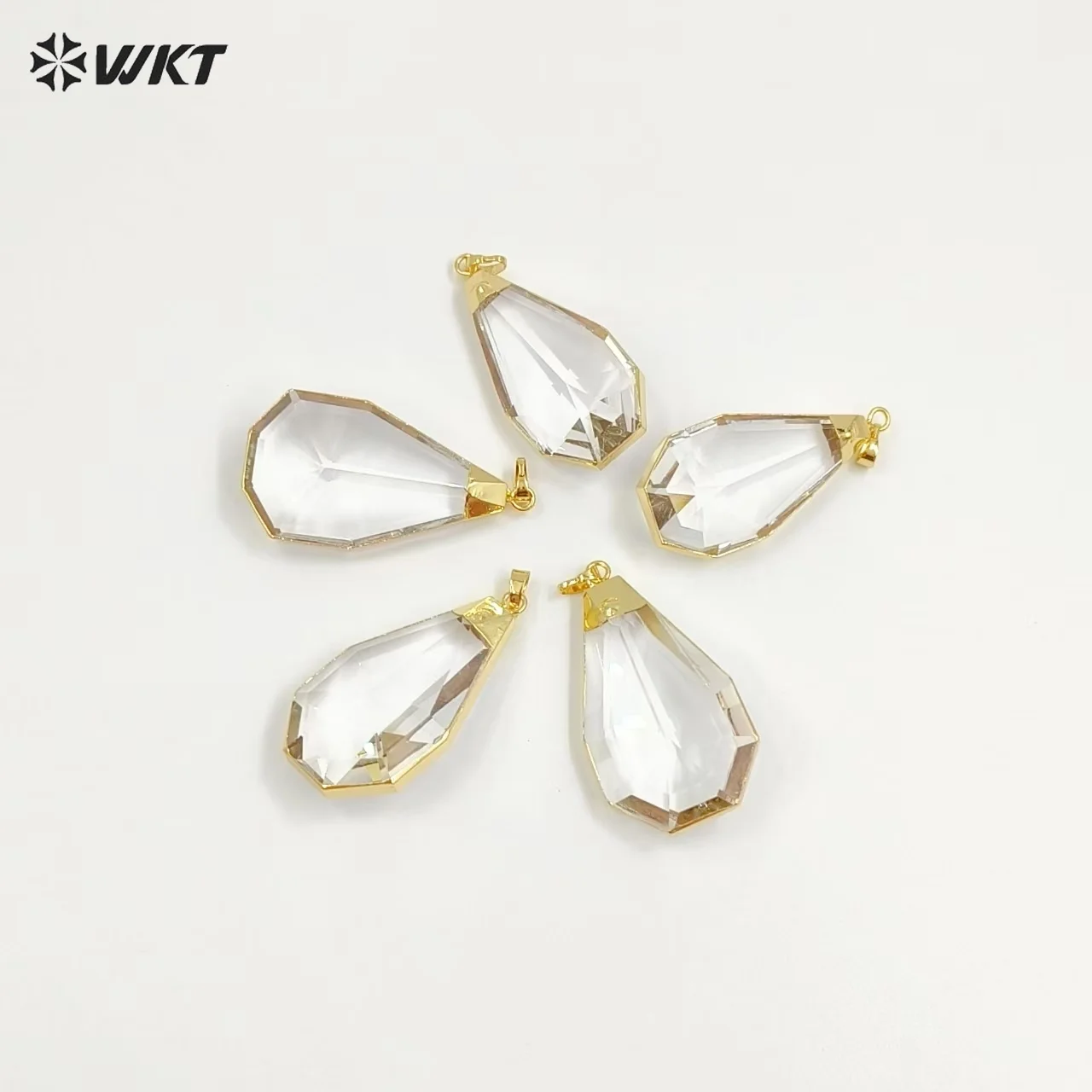 

WT-P1305 Wholesale trendy water drop shape pendant big size crystal necklace pendant for jewelry making