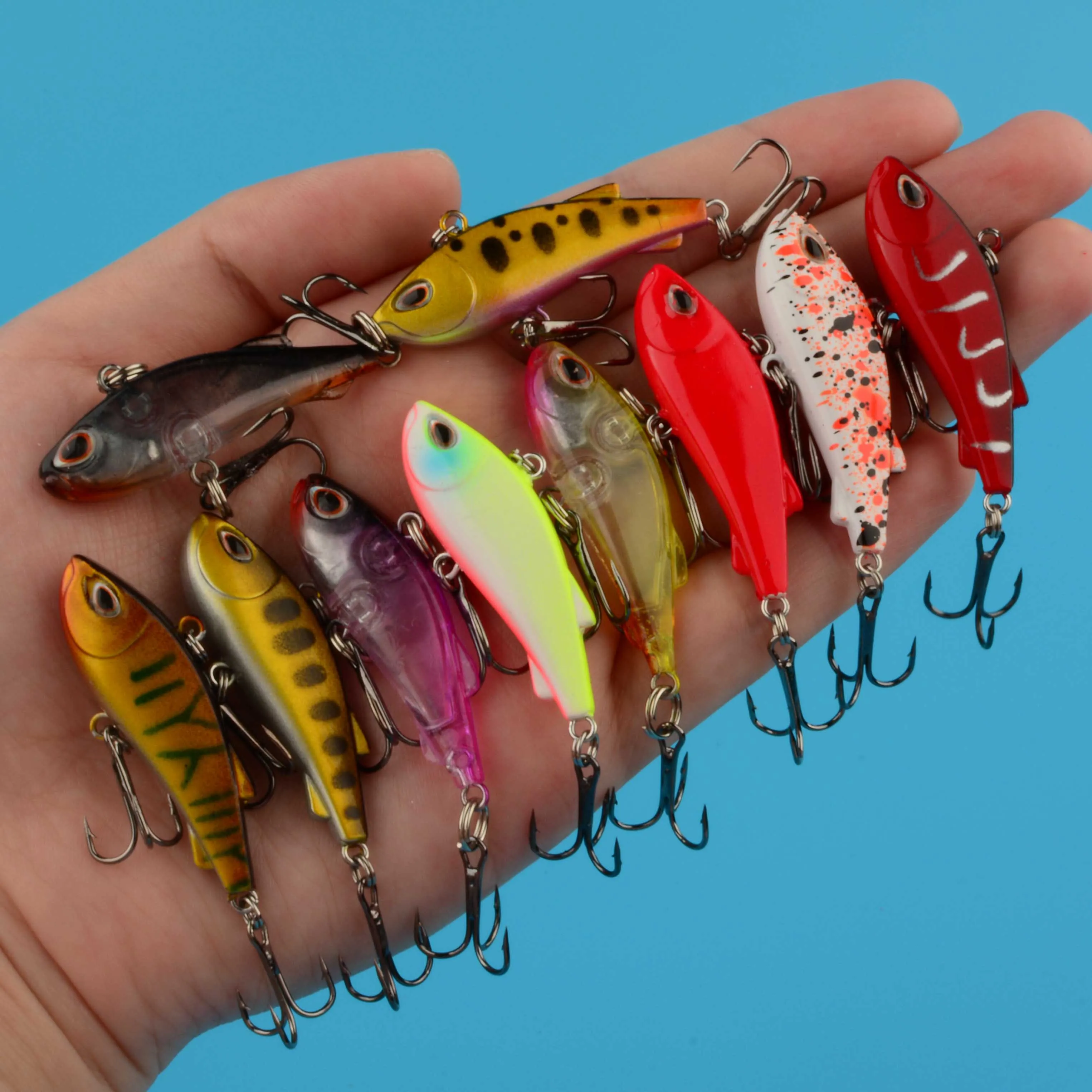 1PCS Japan Hot Model Sinking Minnow Fishing Lures 4.2cm 4g J