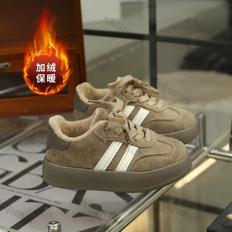 

Детская хлопковая обувь, теплые плюшевые повседневные кроссовки, новинка зимы 2025 года, модная детская удобная нескользящая спортивная обувь на платформе на плоской подошве