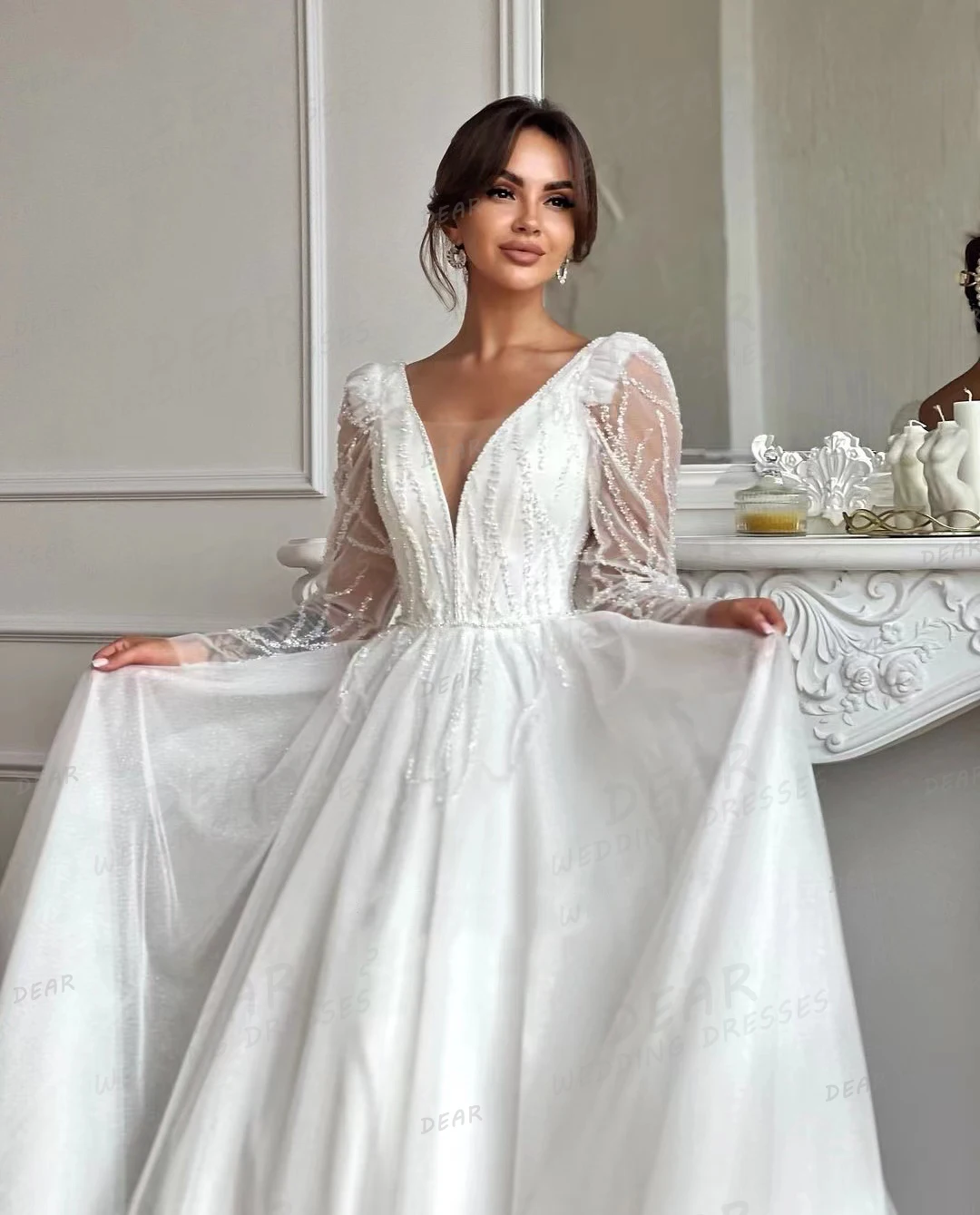 Einfache elegante Tüll Brautkleider Frau eine Linie sexy V-Ausschnitt Brautkleider Langarm Applikationen formelle Party Robe de Mariée