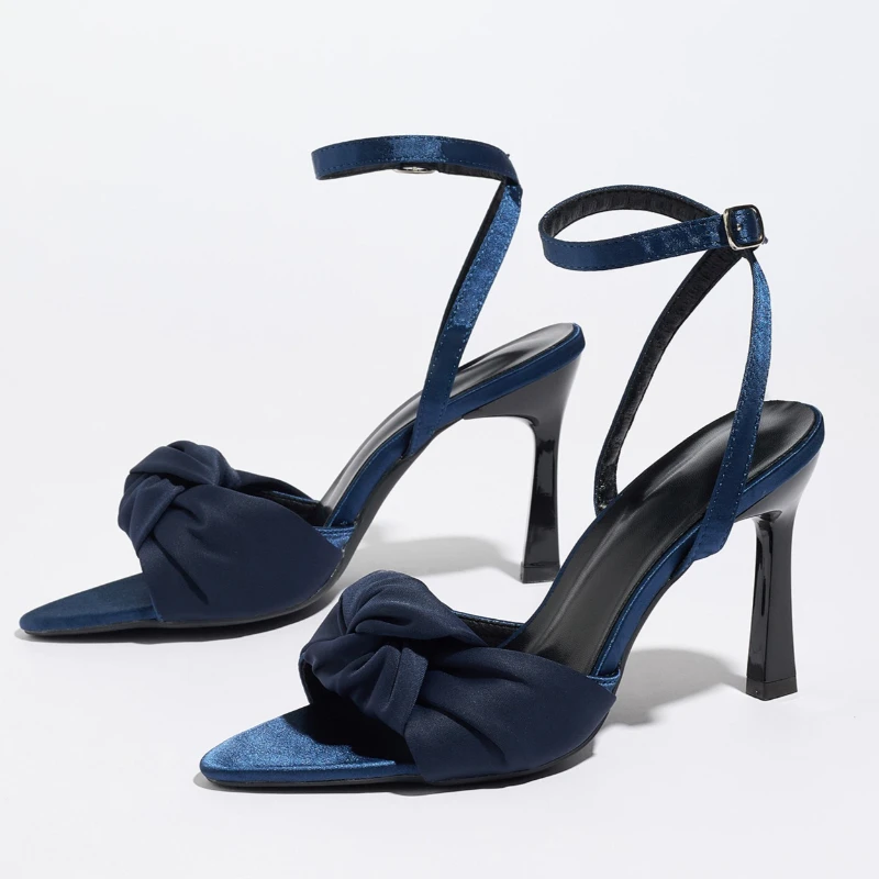 

Elegant Pointed Toe Pumps Women's Sandals Summer 2026 Luxury Satin High Heels Women Ankle Buckle Brand Banquet Party Shoes